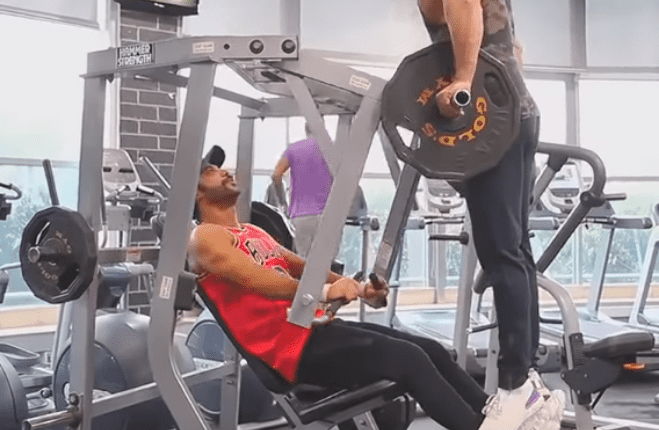 جدول تمارين كمال الاجسام بالصور pdf في 7 أيام