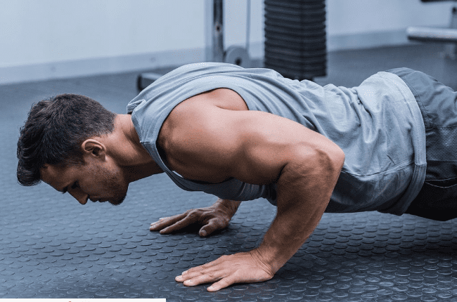 رياضة شد الصدر المترهل في أسرع وقت