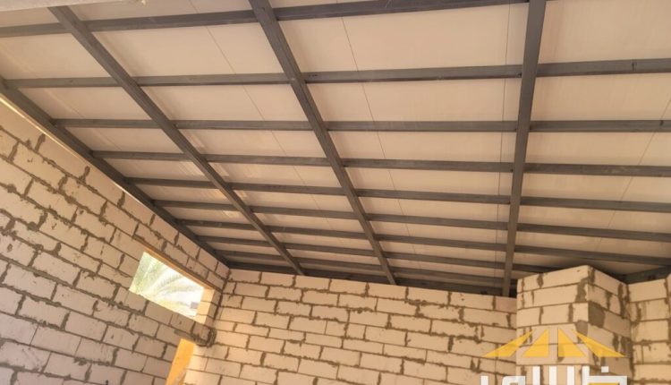 كيفية تركيب سقف ساندوتش بانل بطريقة احترافية